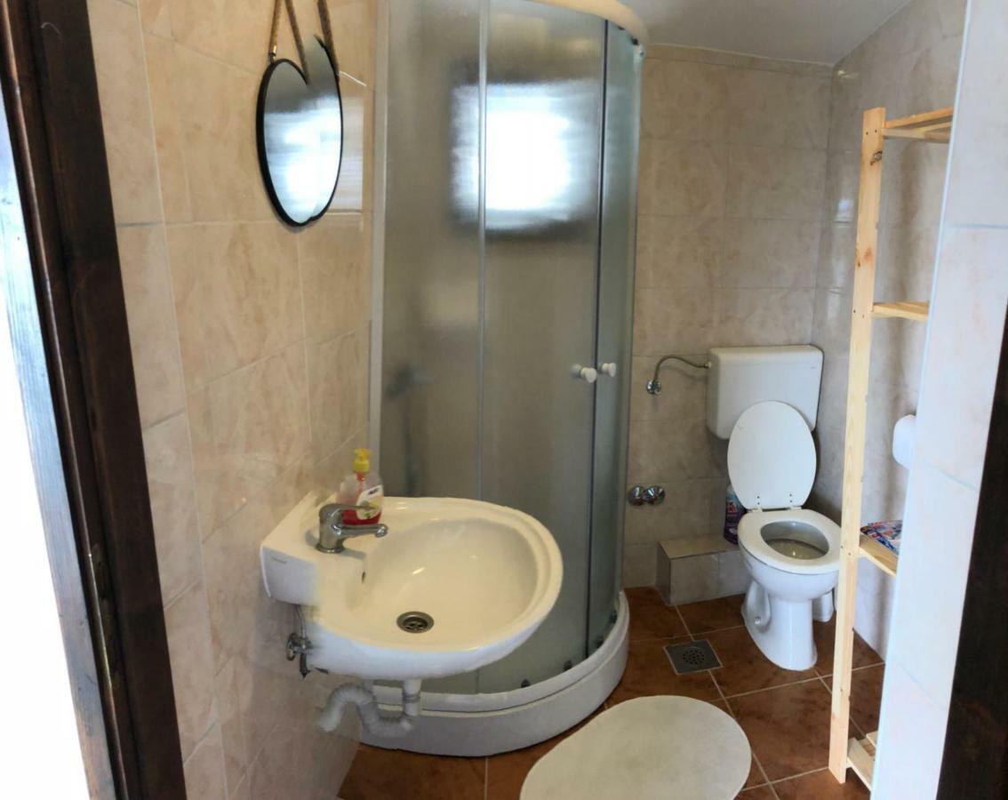 Apartman Zidak Vir Exteriér fotografie