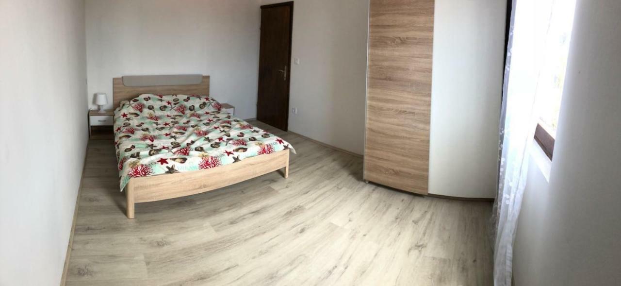 Apartman Zidak Vir Exteriér fotografie